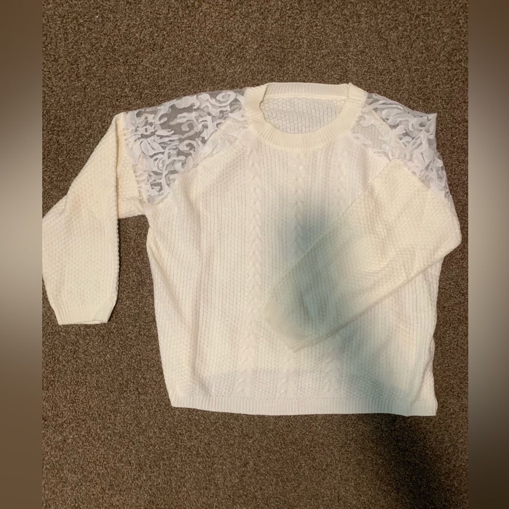 Woman sweater